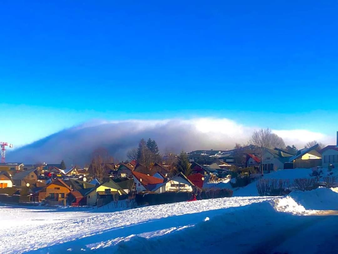 Place Royale Pour 10 A 12 Personnes A 30 Met Des Pistes De Ski Et Vtt Metabief Exterior photo